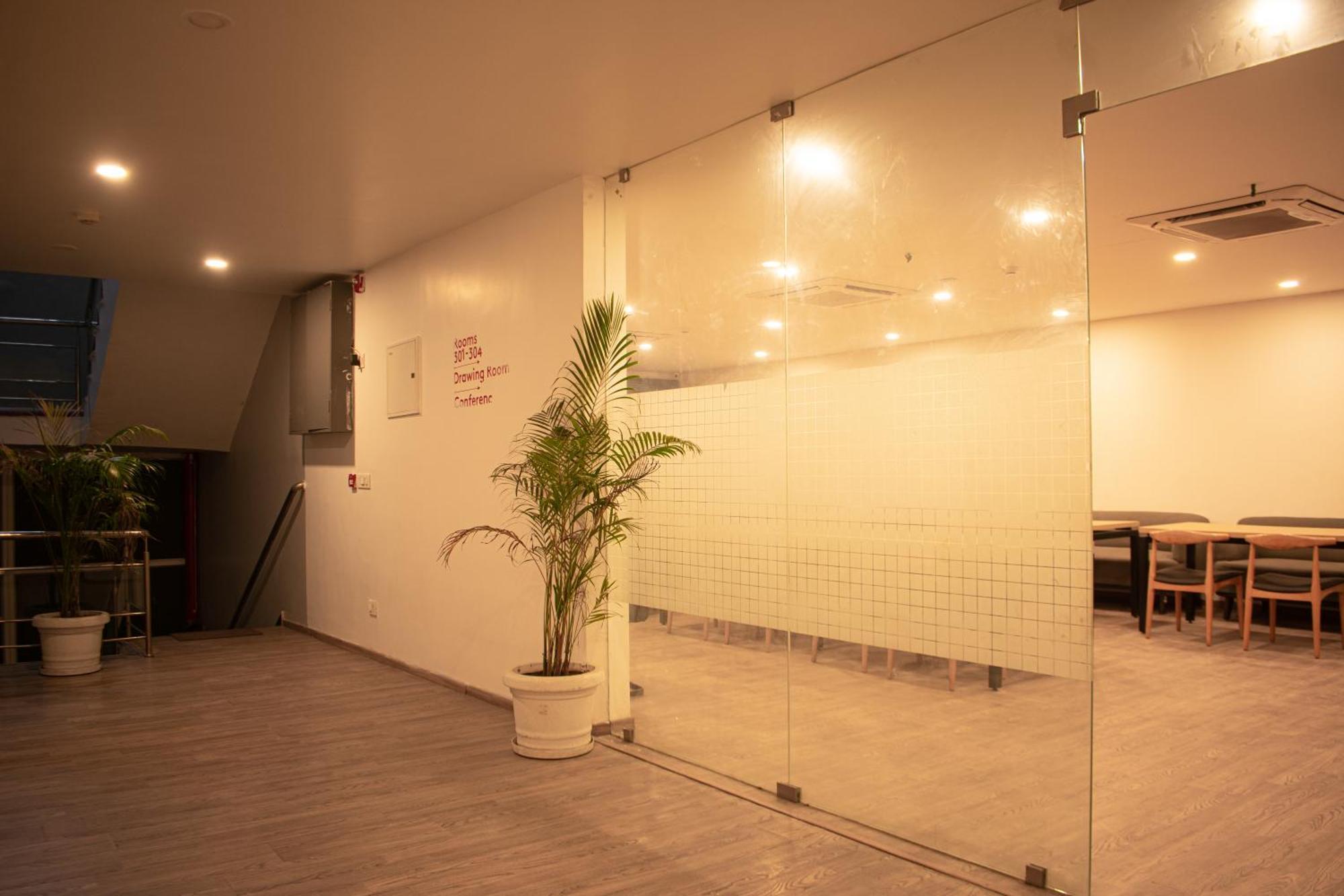 Hotel Chetram Elite Near Railway Station Dzsaipur Kültér fotó